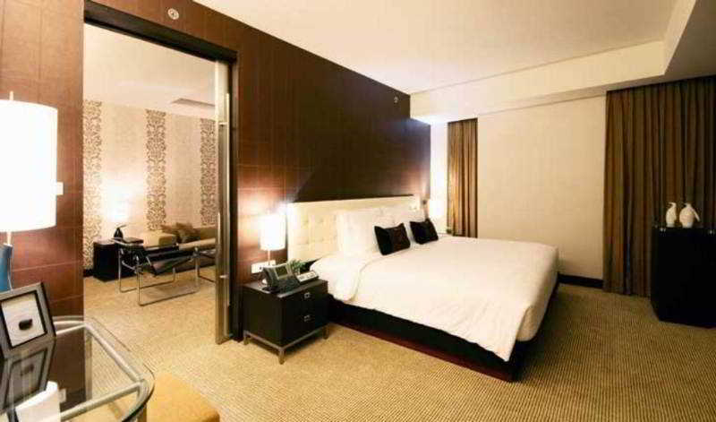 Aetas Bangkok Hotel Luaran gambar